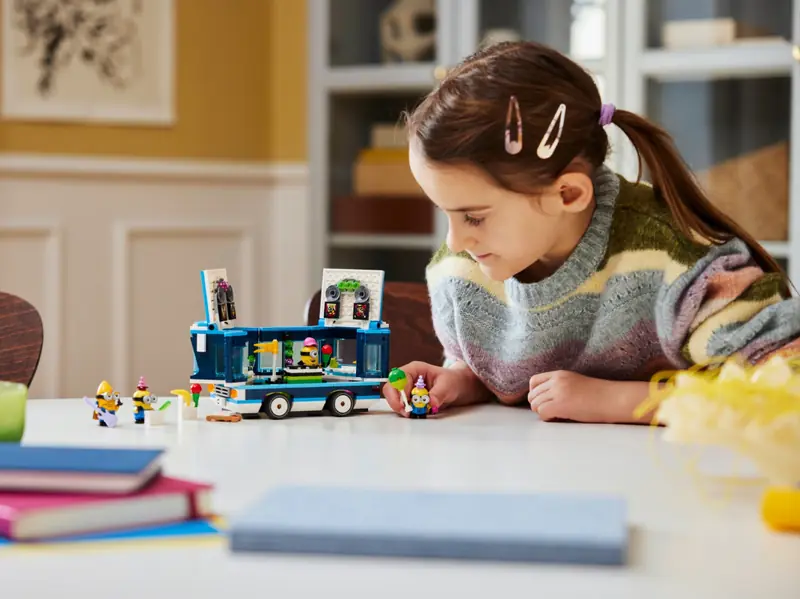 LEGO 75581 Imprezowy autobus minionków zdjęcie 8