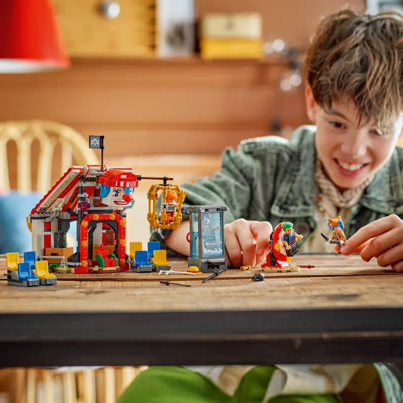 LEGO 75637 Namiot cyrkowy klauna Buggy’ego zdjęcie 12