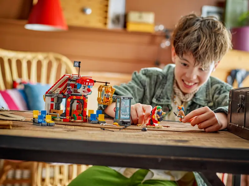 LEGO 75637 Namiot cyrkowy klauna Buggy’ego zdjęcie 13