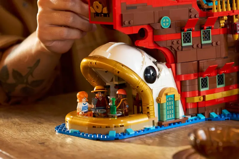 LEGO 75640 Pływająca restauracja Baratie zdjęcie 12