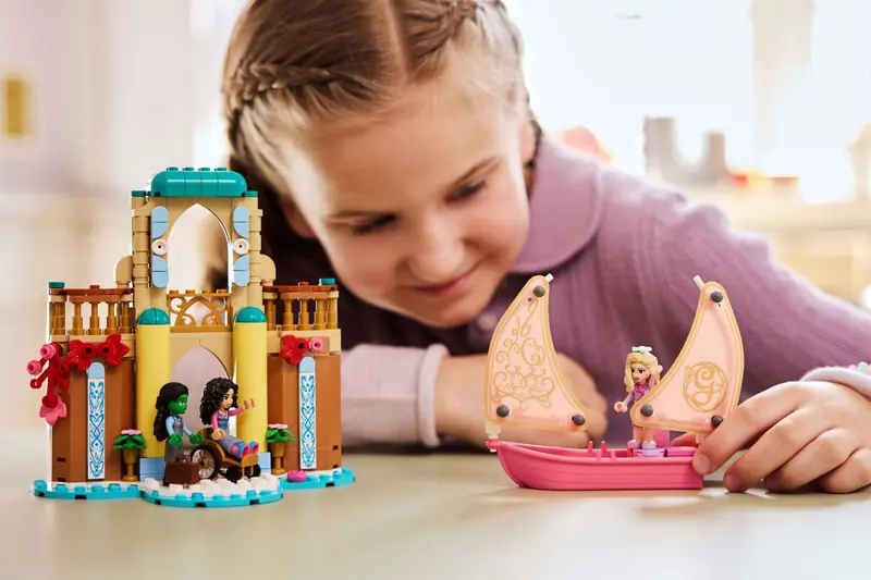 LEGO 75681 Glinda, Elphaba i Nessarose na Shiz University zdjęcie 8