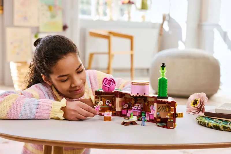 LEGO 75683 Akademik Glindy i Elphaby zdjęcie 9