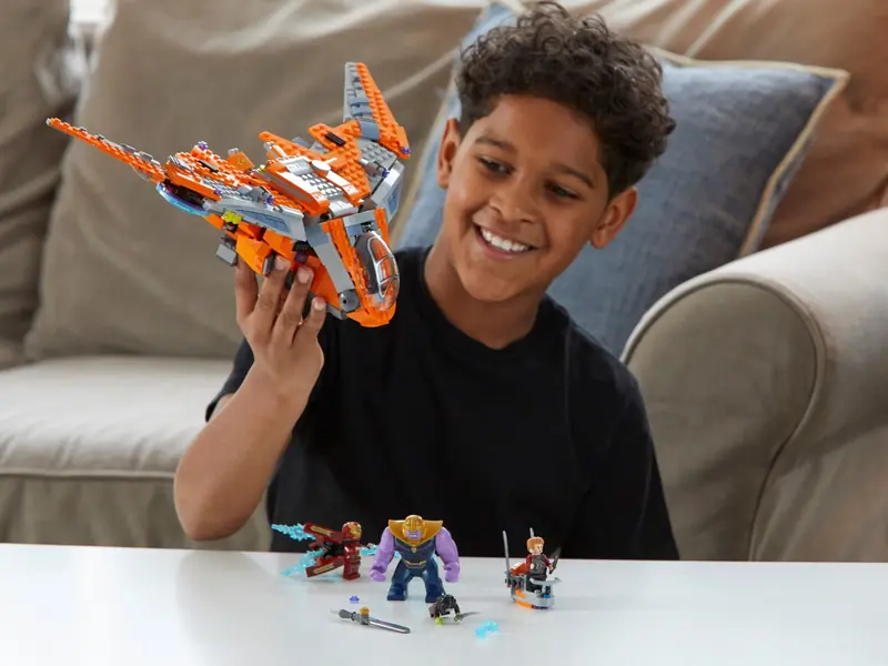 LEGO 76107 Thanos: ostateczna walka zdjęcie 9