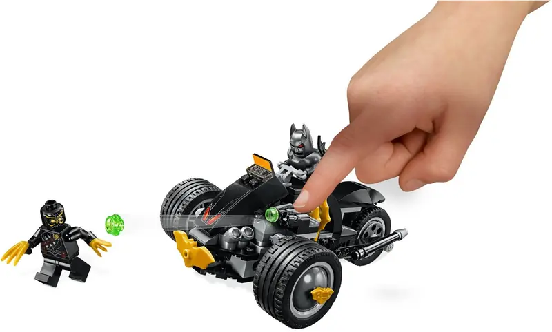 LEGO 76110 Batman: atak Szponów zdjęcie 4