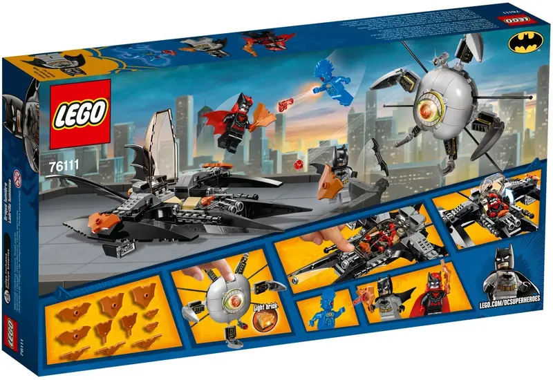 LEGO 76111 Batman: pojedynek z Brother Eye zdjęcie 5