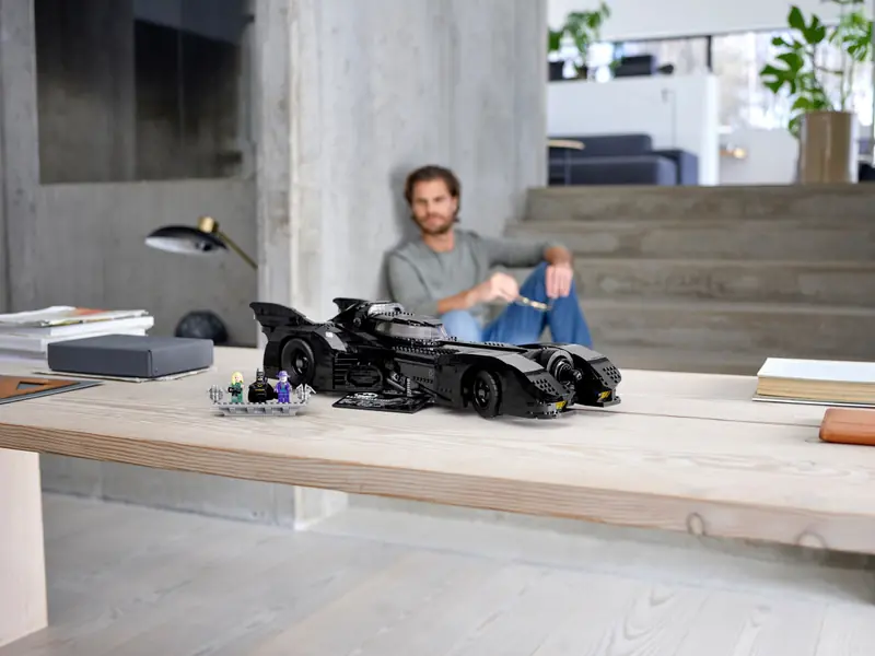 LEGO 76139 Batmobil z 1989 roku zdjęcie 23