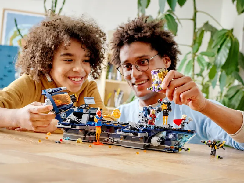 LEGO 76153 Avengers Lotniskowiec zdjęcie 12