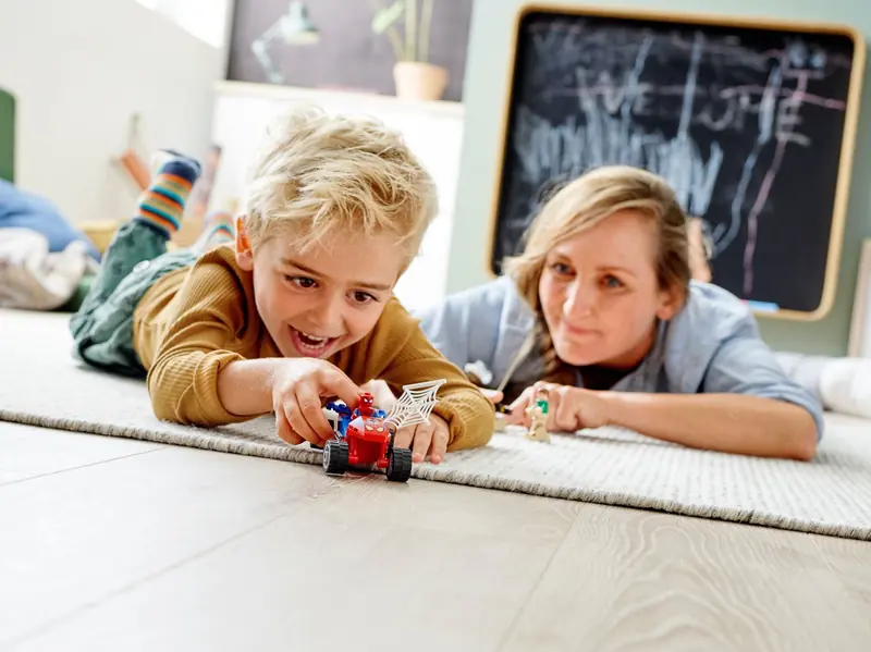 LEGO 76172 Pojedynek Spider-Mana z Sandmanem zdjęcie 8
