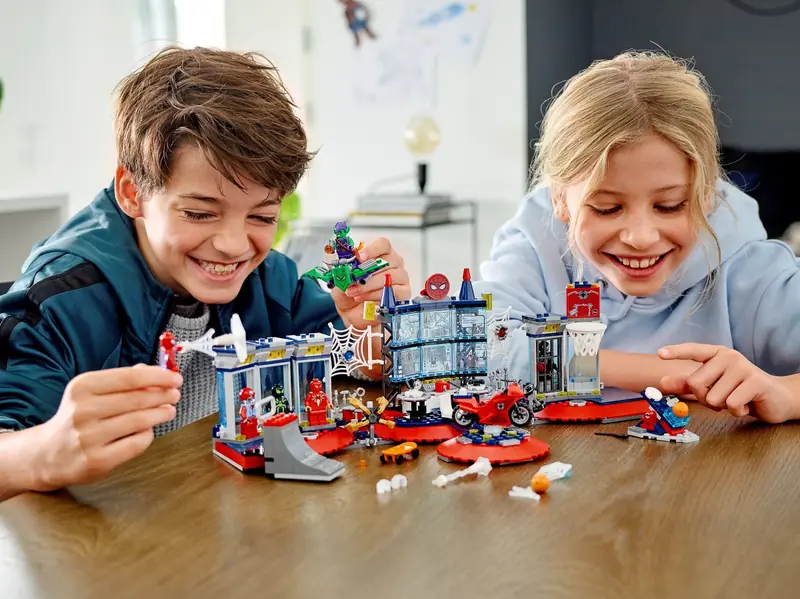 LEGO 76175 Atak na kryjówkę Spider-Mana zdjęcie 8