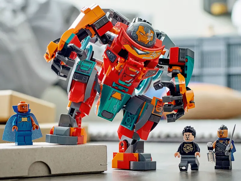 LEGO 76194 Sakaariański Iron Man Tony’ego Starka zdjęcie 9