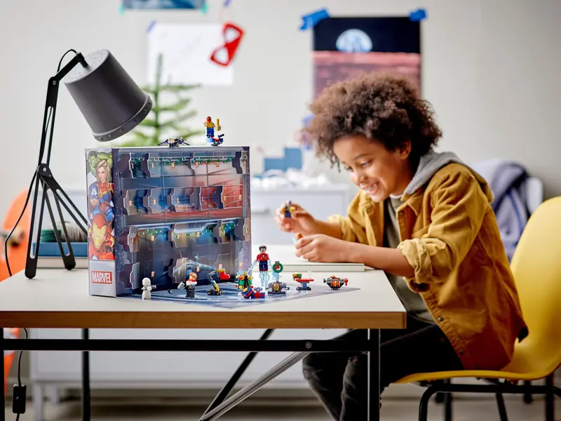 LEGO 76196 Kalendarz adwentowy Avengers zdjęcie 10