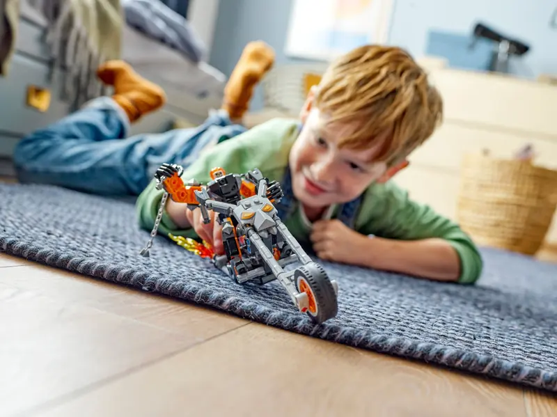 LEGO 76245 Upiorny Jeździec - mech i motor zdjęcie 6