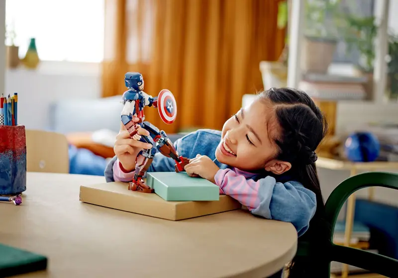 LEGO 76258 Figurka Kapitana Ameryki do zbudowania zdjęcie 5