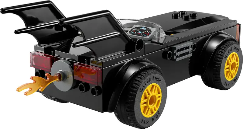 LEGO 76264 Batmobil Pogoń: Batman kontra Joker zdjęcie 4
