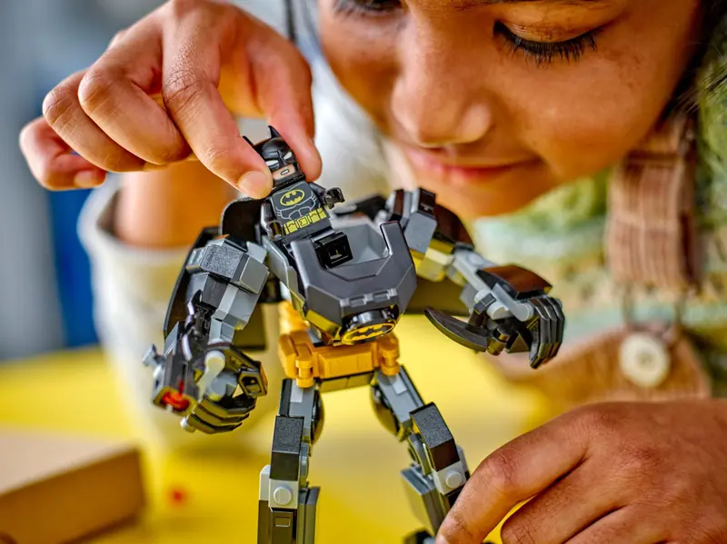 LEGO 76270 Mechaniczna zbroja Batmana zdjęcie 12