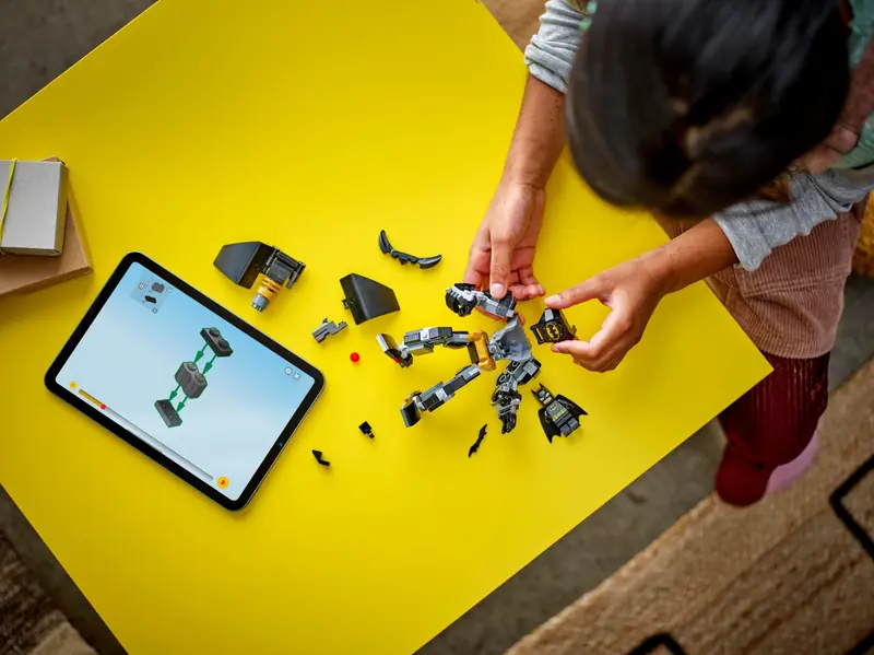 LEGO 76270 Mechaniczna zbroja Batmana zdjęcie 9