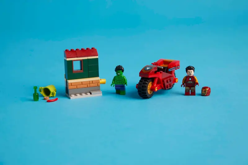 LEGO 76287 Iron Man z motocyklem i Hulk zdjęcie 7