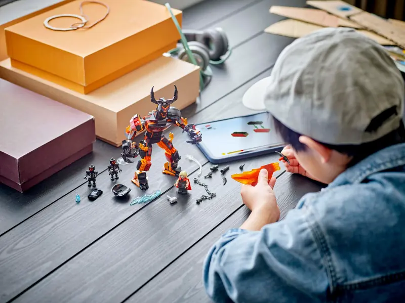 LEGO 76289 Thor kontra figurka konstrukcyjna Surtura zdjęcie 5