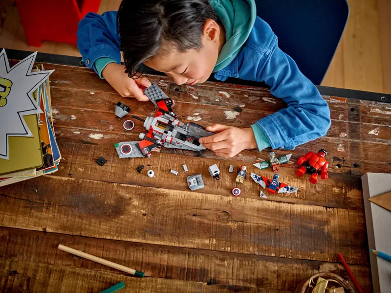 LEGO 76292 Kapitan Ameryka kontra Czerwony Hulk - bitwa zdjęcie 9