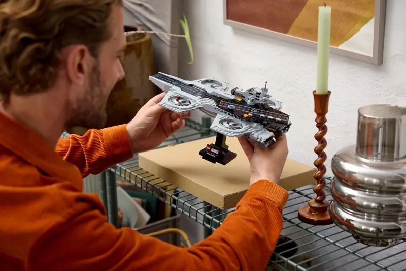 LEGO 76295 Lotniskowiec Avengersów zdjęcie 9