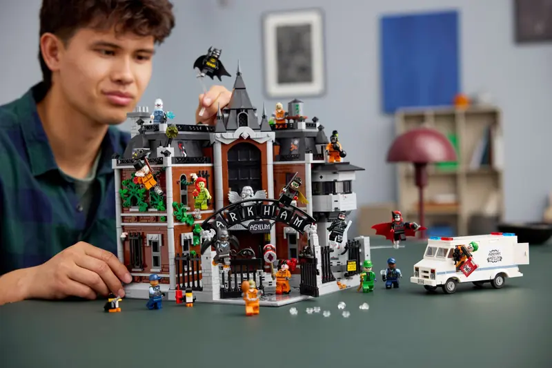LEGO 76300 Arkham Asylum zdjęcie 7