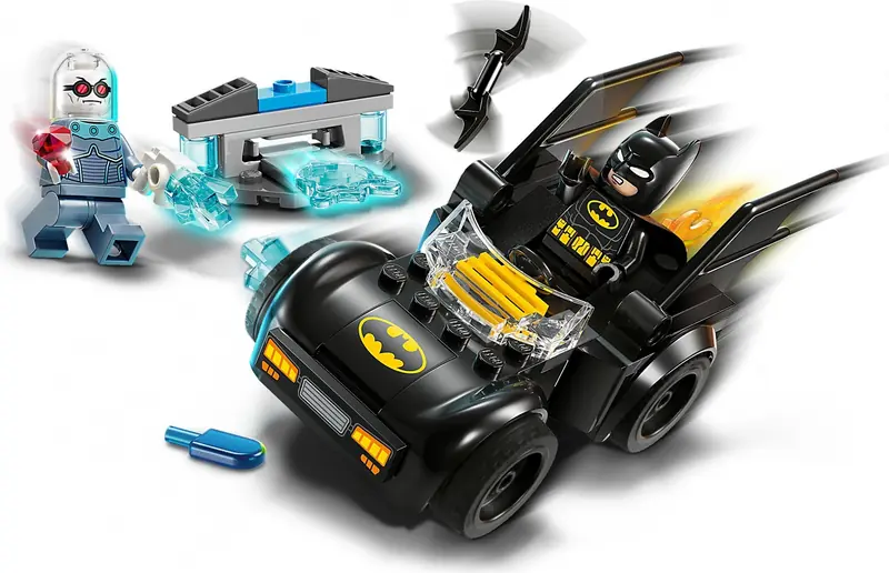 LEGO 76301 Batman i Batmobil kontra Mr. Freeze zdjęcie 3
