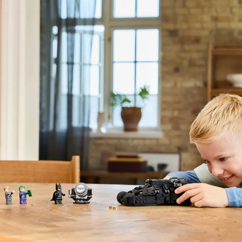 LEGO 76303 Tumbler Batmana kontra Dwie Twarze i Joker zdjęcie 8