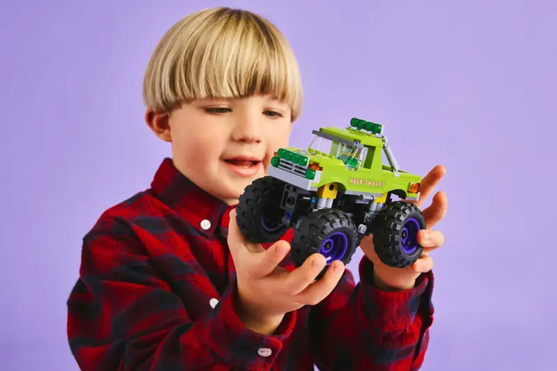 LEGO 76312 Monster truck Hulka kontra Thanos zdjęcie 9