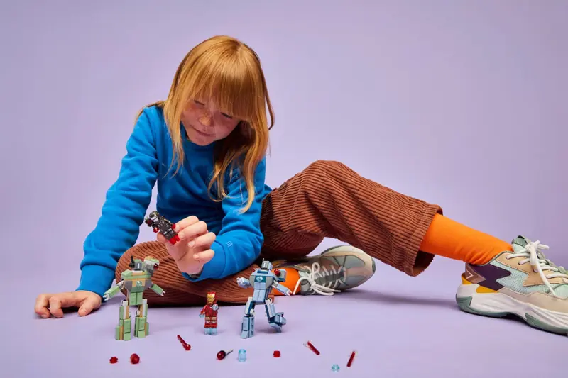 LEGO 76320 Iron Man i War Machine kontra drony Hammera zdjęcie 9