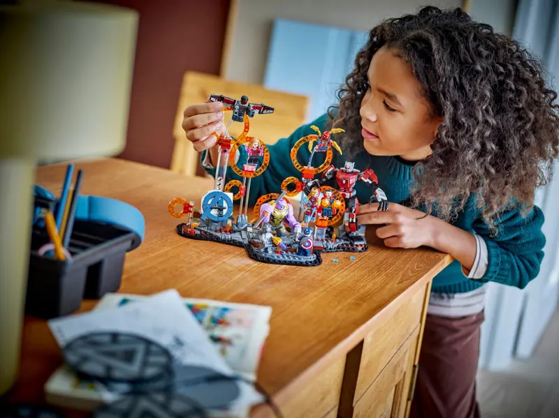 LEGO 76323 Avengers: Koniec gry - ostateczna bitwa zdjęcie 8