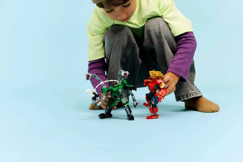 LEGO 76338 Bitwa mechów: Spider-Man kontra Doc Ock zdjęcie 9