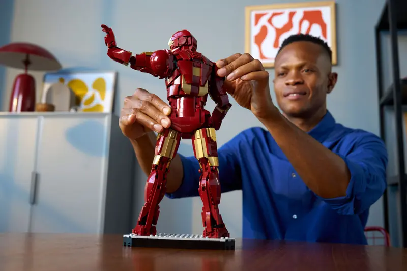 LEGO 76344 Iron Man Mark 3 - edycja kolekcjonerska zdjęcie 8