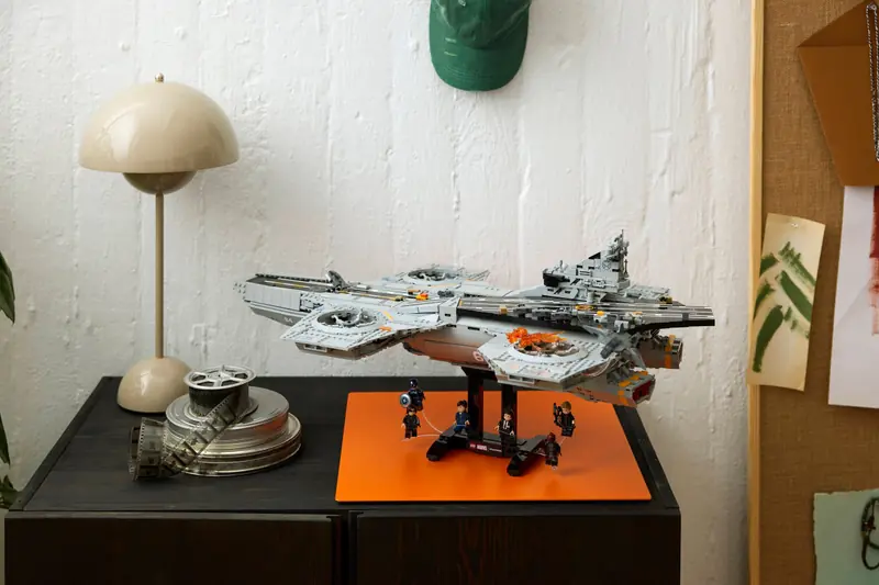 LEGO 76354 Lotniskowiec T.A.R.C.Z.Y. zdjęcie 16