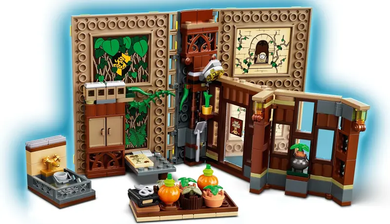 LEGO 76384 Chwile z Hogwartu: zajęcia z zielarstwa zdjęcie 4