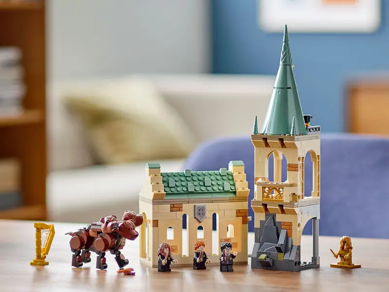 LEGO 76387 Hogwart: spotkanie z Puszkiem zdjęcie 13