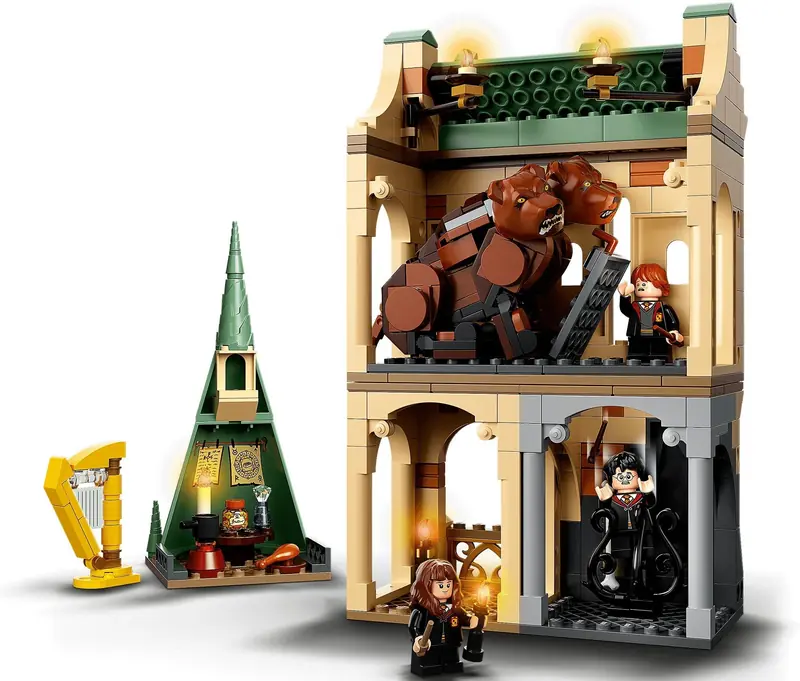 LEGO 76387 Hogwart: spotkanie z Puszkiem zdjęcie 4