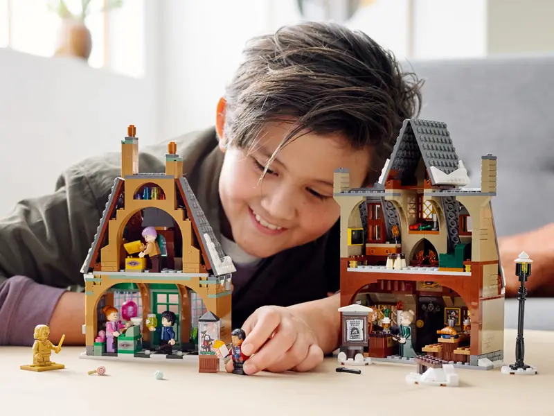LEGO 76388 Wizyta w wiosce Hogsmeade zdjęcie 11