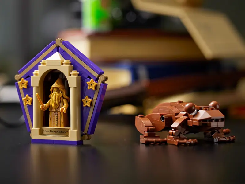 LEGO 76391 Ikony Hogwartu - edycja kolekcjonerska zdjęcie 16