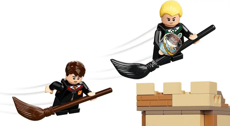 LEGO 76395 Hogwart: Pierwsza lekcja latania zdjęcie 15