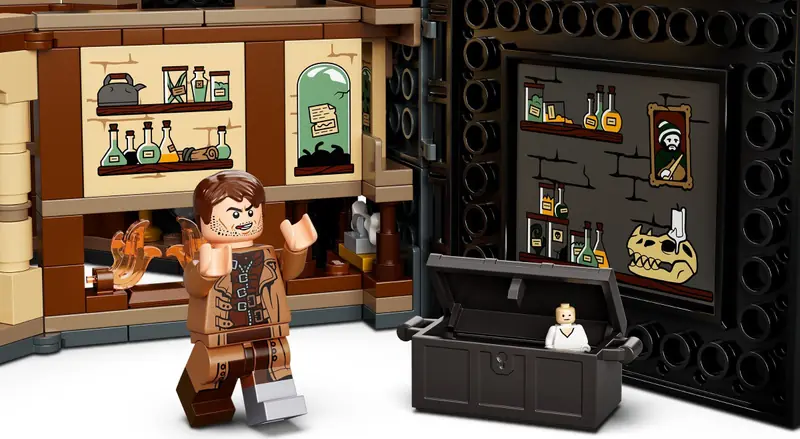 LEGO 76397 Chwile z Hogwartu: zajęcia z obrony przed czarną magią zdjęcie 11