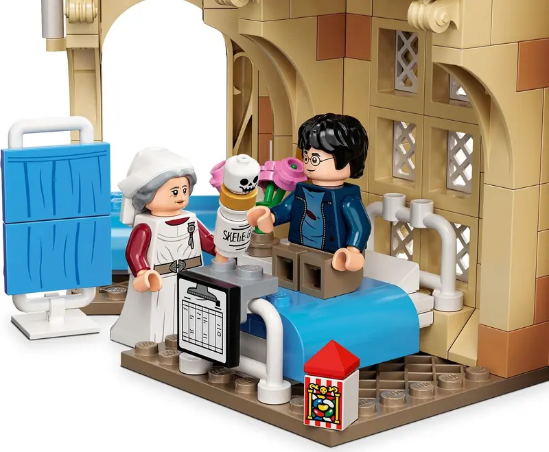 LEGO 76398 Skrzydło szpitalne Hogwartu zdjęcie 8