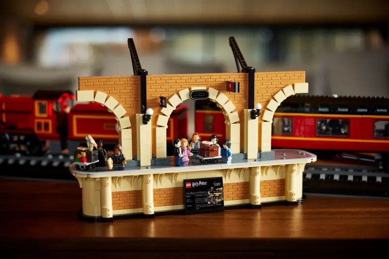 LEGO 76405 Ekspres do Hogwartu - edycja kolekcjonerska zdjęcie 12
