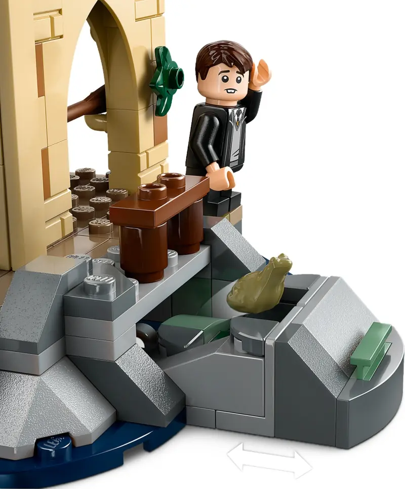 LEGO 76426 Dom na wodzie przy Hogwarcie zdjęcie 8