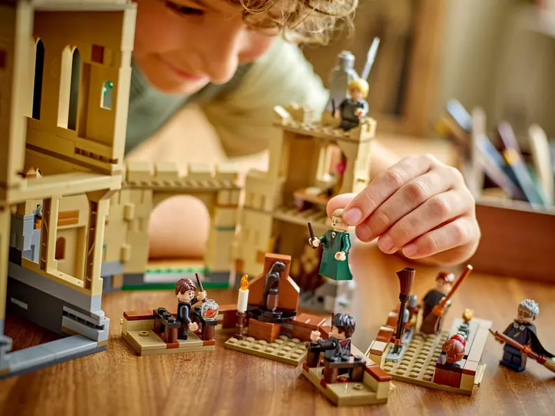LEGO 76447 Zamek Hogwart: lekcja latania na miotle zdjęcie 8