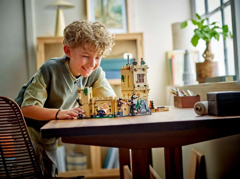 LEGO 76447 Zamek Hogwart: lekcja latania na miotle zdjęcie 9
