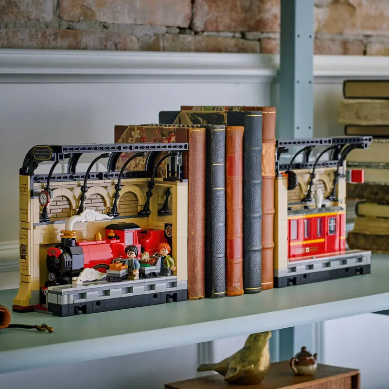LEGO 76450 Book nook: Ekspres do Hogwartu zdjęcie 12