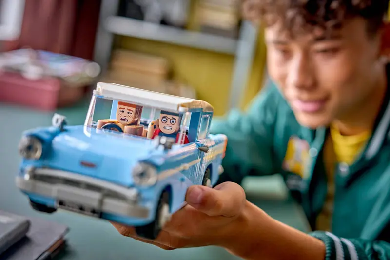 LEGO 76470 Zaczarowany latający Ford Anglia zdjęcie 9