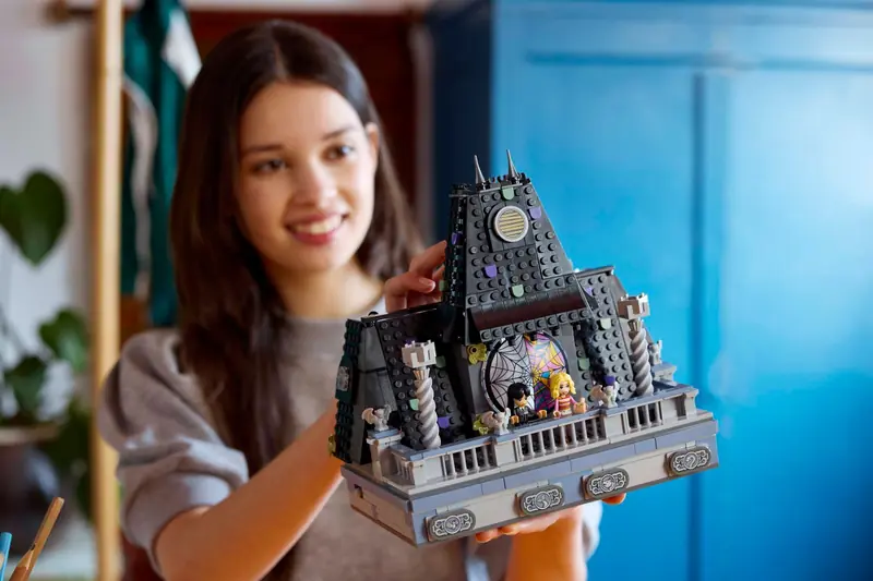 LEGO 76781 Pokój Wednesday i Enid zdjęcie 7