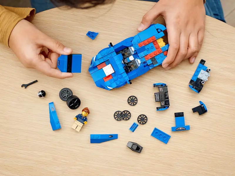 LEGO 76902 McLaren Elva zdjęcie 10