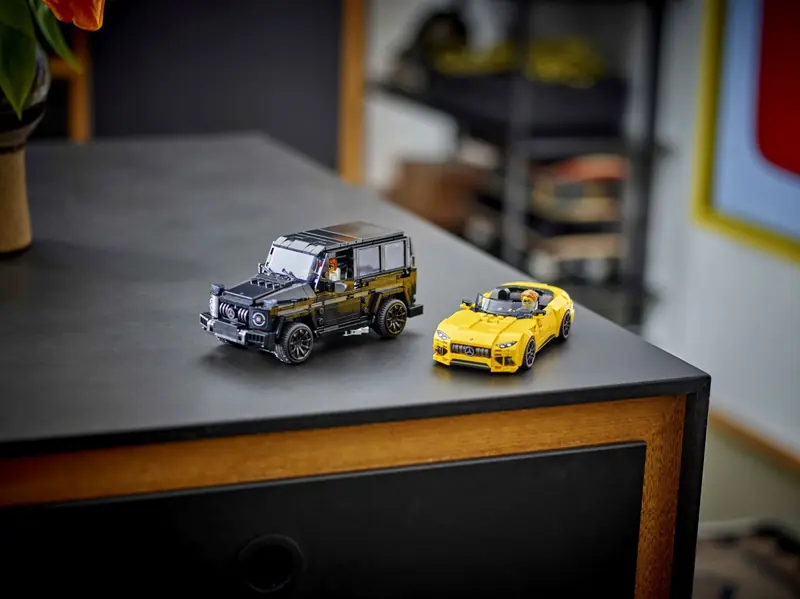 LEGO 76924 Mercedes-AMG G 63 i Mercedes-AMG SL 63 zdjęcie 7